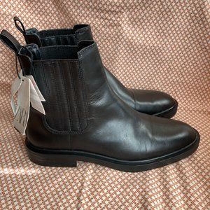 Zara Chelsea boots
